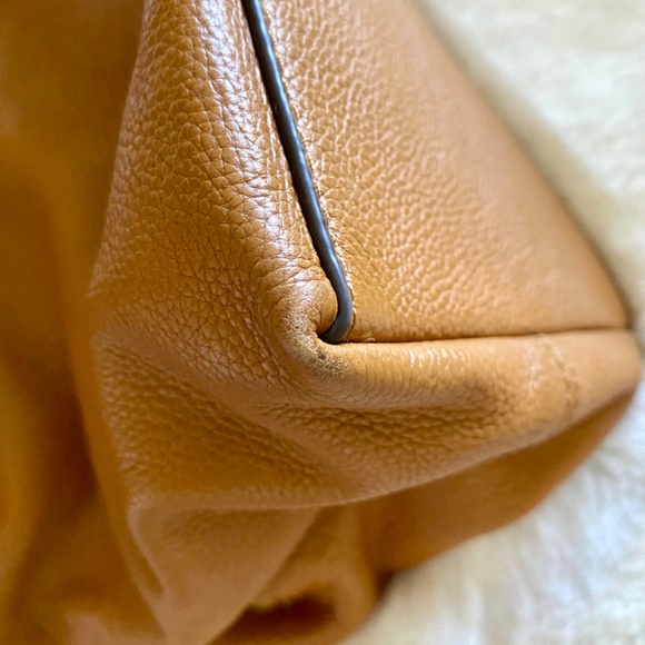 VINCE CAMUTO Hobo Shoulder Bag Rustic Oak - Picture 6 of 13